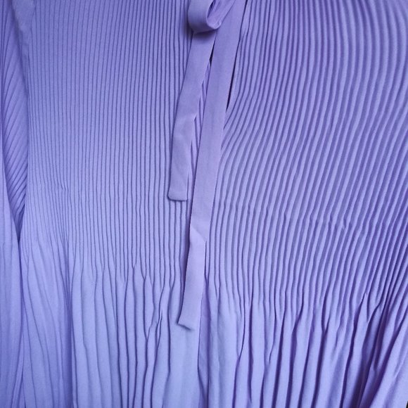 CHICO'S LAVENDER  PLEASANT PLISEE TOP - Picture 1 of 6